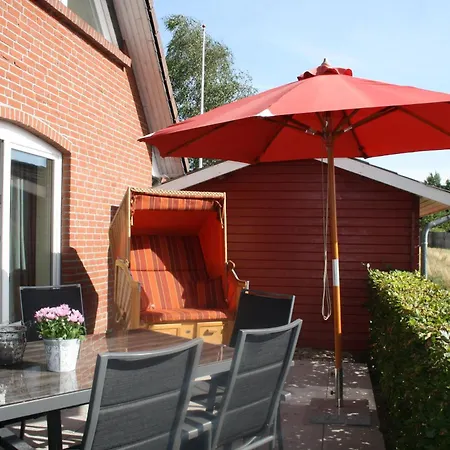 Beeck - Mit Terrasse Und Strandkorb Apartman